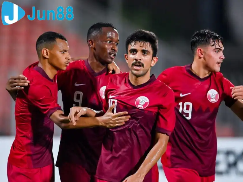 Qatar rất chịu khó thi đấu giao hữu trong thời gian qua (Ảnh: AFC)