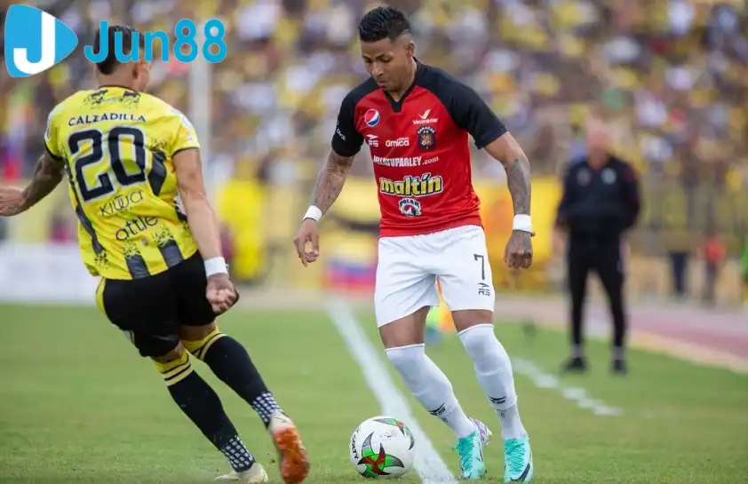Deportivo Táchira đang được đánh giá cao hơn ở trận đấu này.