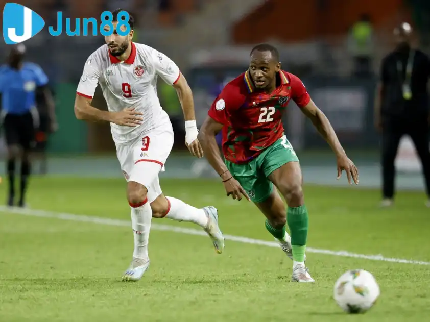 Tunisia và Namibia là 2 đội đứng đầu bảng H (Ảnh: ESPN)